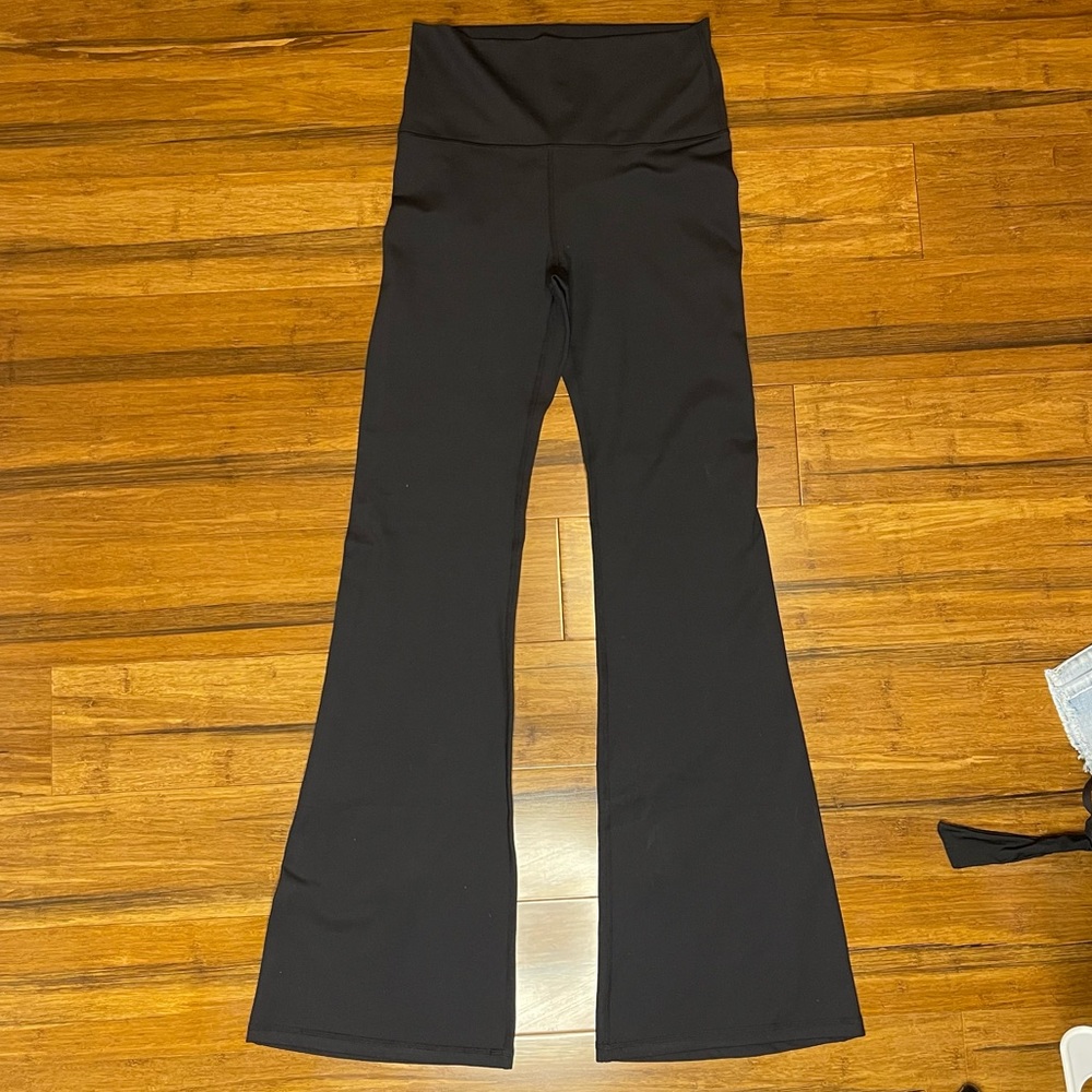 *SOLD* Fabletics PureLuxe Yoga Pants! NWT